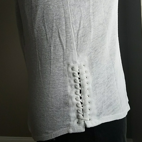 Top - Picture 2 of 5